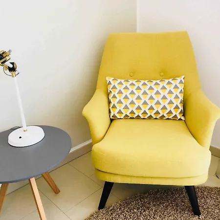 Retro Chic 100m2 Flat, 5min Walk From Center & Train Luxembourg